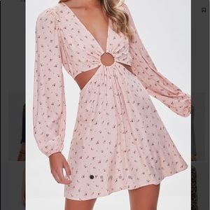 NWT Floral Dress - Plunge Dress, SZ M